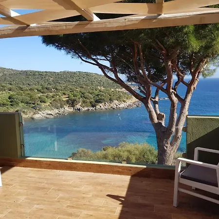 Accu Is Prezzus Tipo D1 Fronte Mare Appartement Is Traias